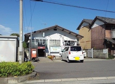 郵便局　坂出川津郵便局（郵便局）まで1383m