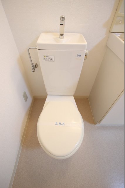 トイレ　同物件別部屋