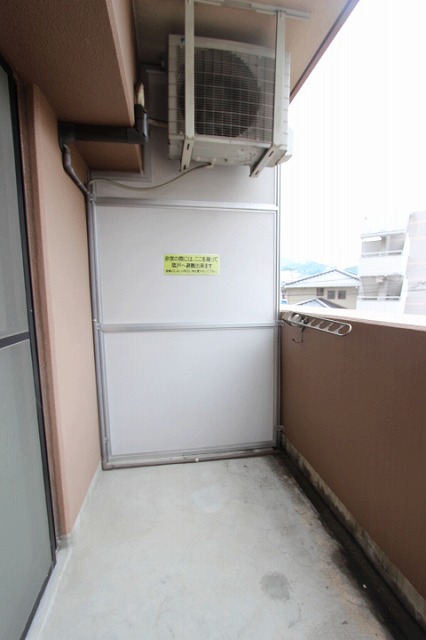 バルコニー　同物件別部屋