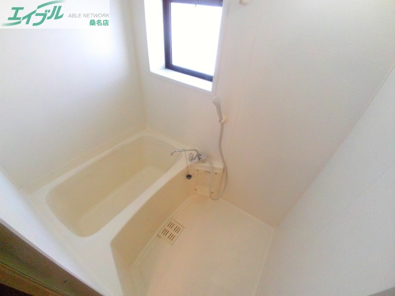 バス・シャワールーム　同物件、別部屋写真になります