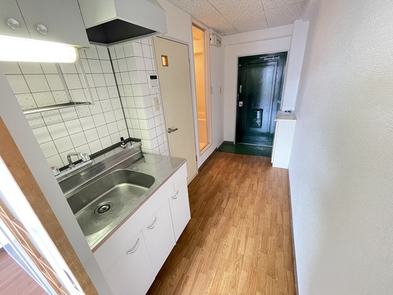 キッチン　※別部屋の写真です