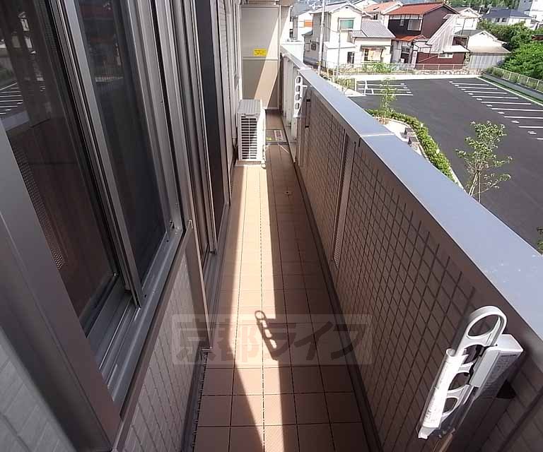 バルコニー　南向きのバルコニーです。