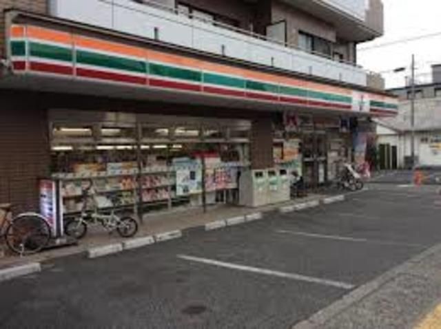 コンビニ　セブンイレブン八王子元本郷町店（コンビニ）まで521m