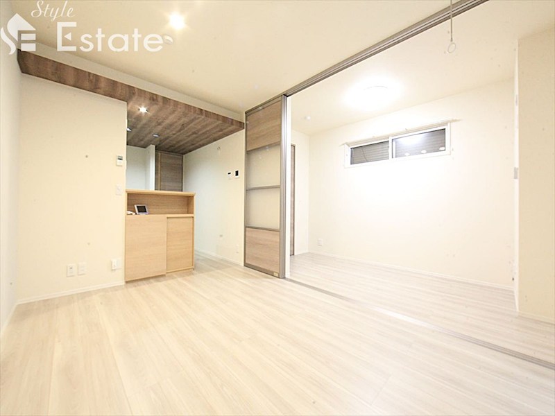 居室・リビング　内装