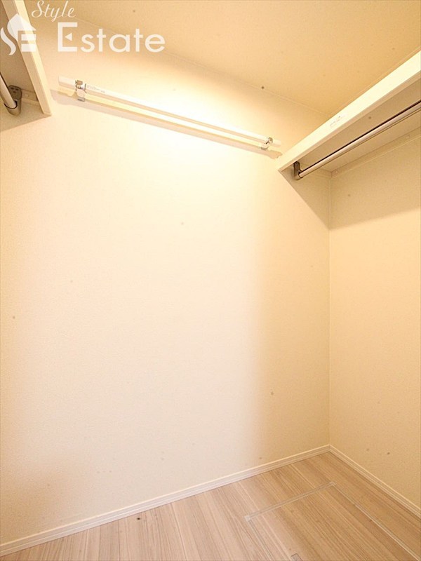 収納　ウォークインクローゼット