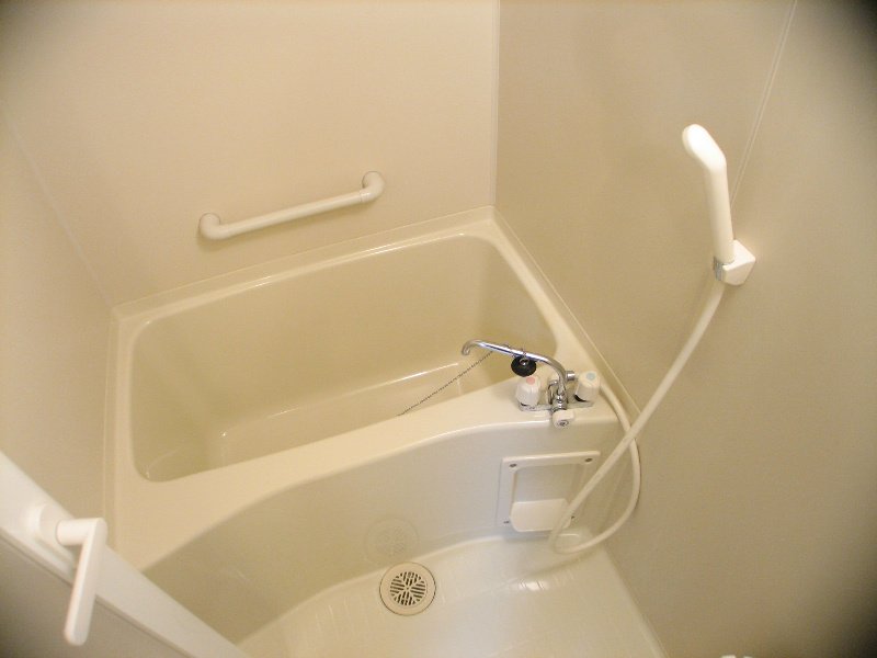 バス・シャワールーム　浴室乾燥機付です