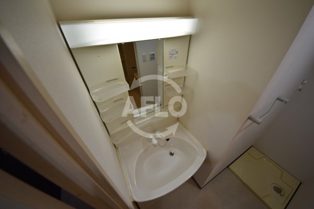 洗面設備　エイペックス大阪城西　独立洗面台