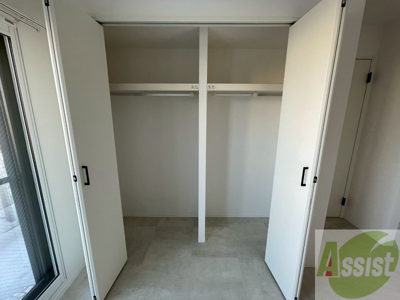 収納　洋室にはクローゼットがあるのですっきり片付きそうです。