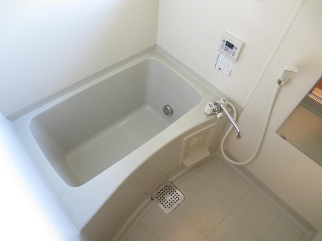 バス・シャワールーム　追焚付バス