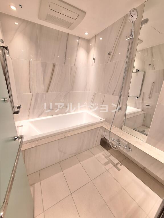 バス・シャワールーム　他部屋参考写真