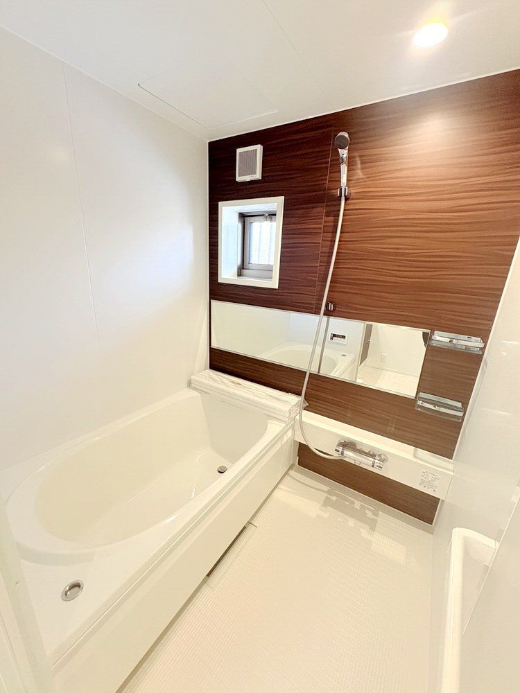 バス・シャワールーム　バス