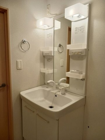 洗面設備　広い洗面スペース