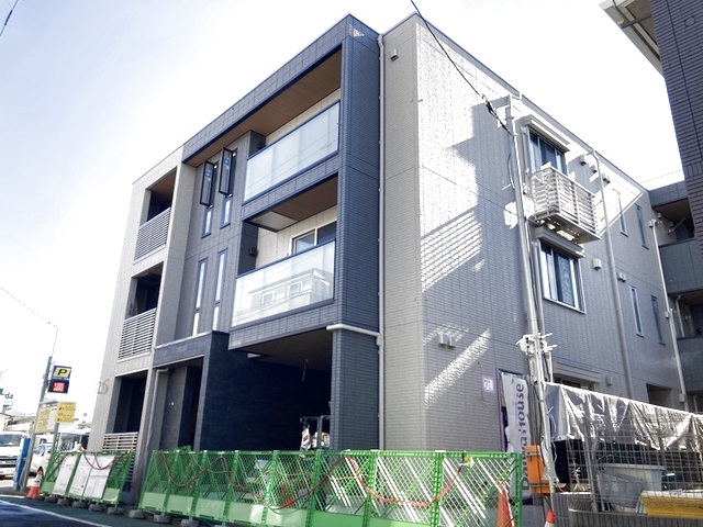 建物外観　ダイワハウス施工　新築物件