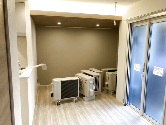 居室・リビング　内見予約等受付中です。お気軽にご一報下さい。