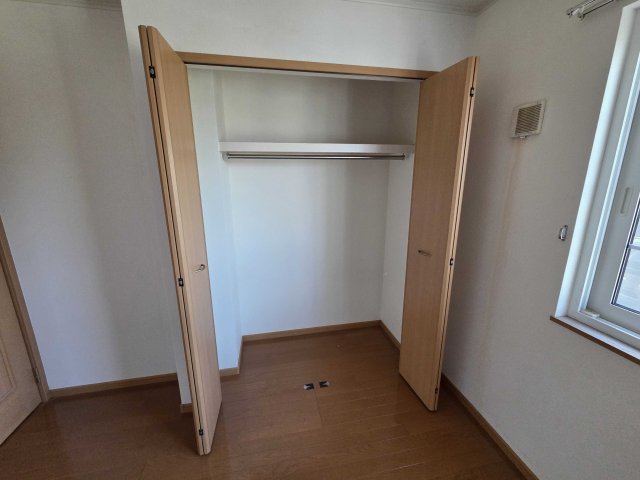 収納　同建物別部屋 現況優先