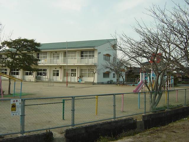 その他　くさみ幼稚園（その他）まで94m