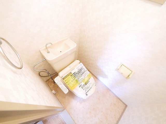 トイレ　トイレもきれいです