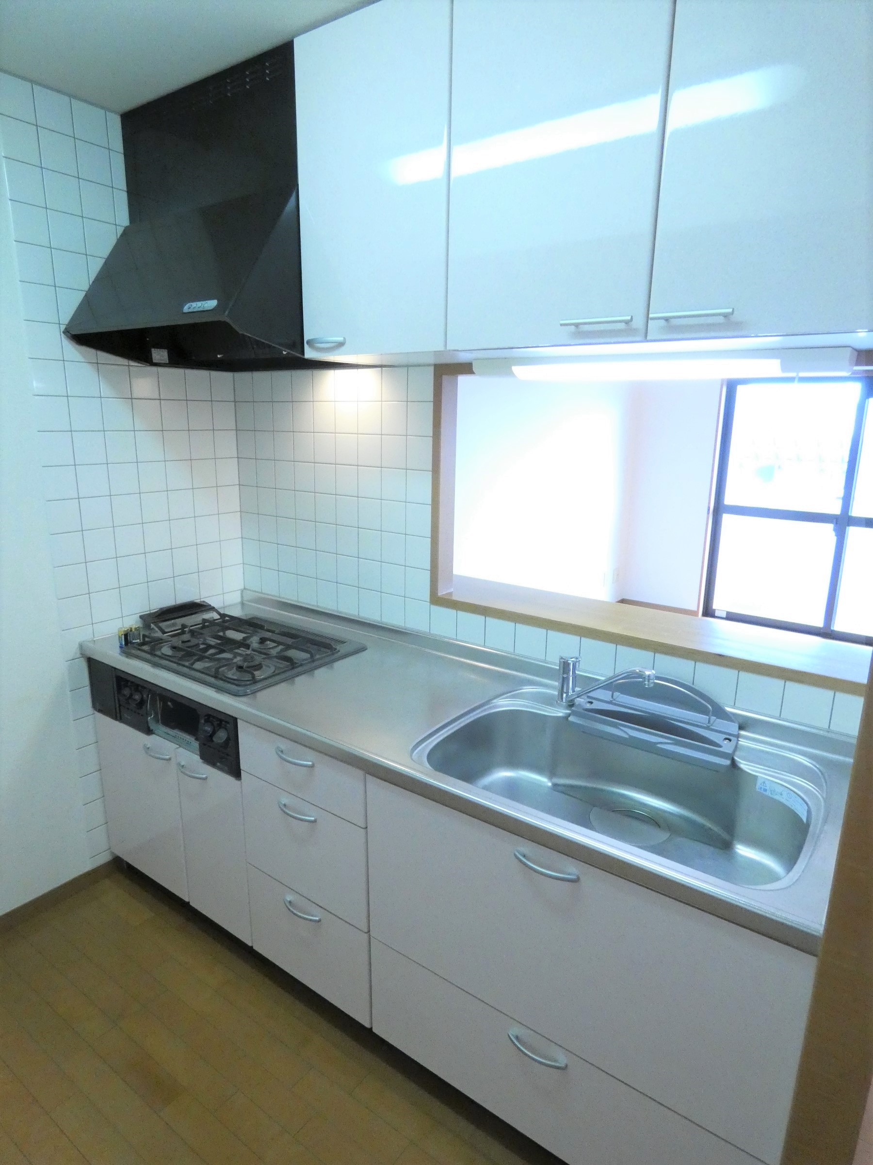 キッチン　対面式システムキッチン