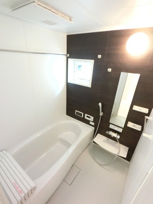 バス・シャワールーム　図面と現状に相違がある場合には現状を優先