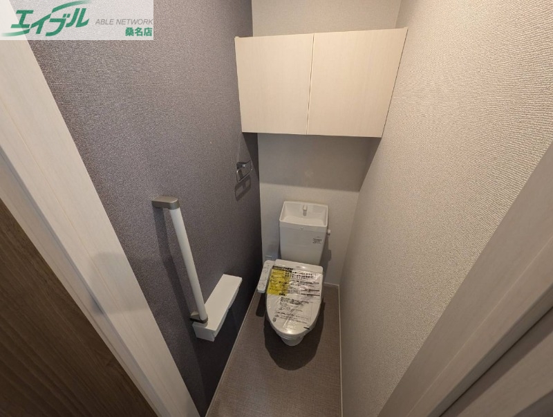 トイレ　同型部屋写真です。