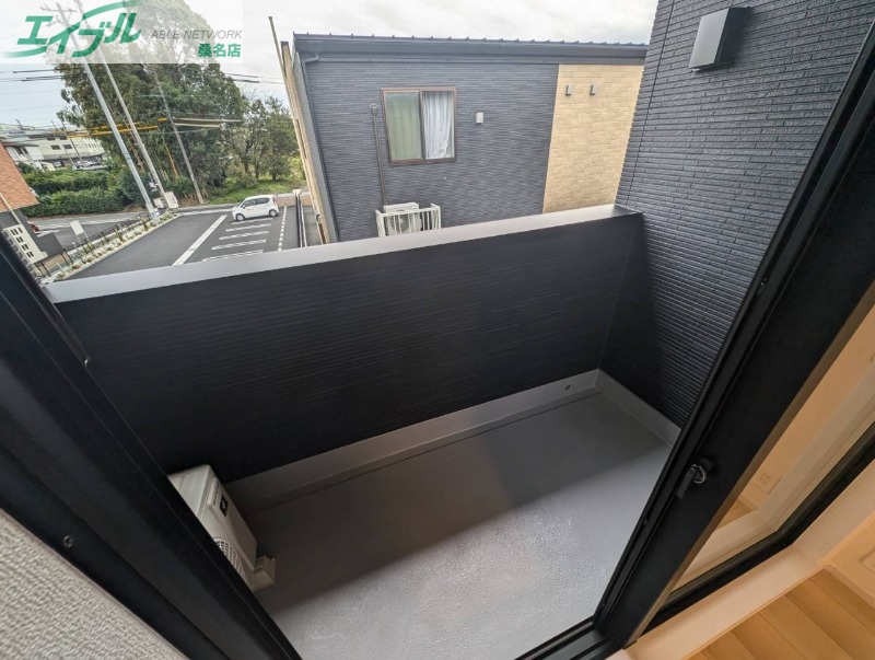 バルコニー　同型部屋写真です。