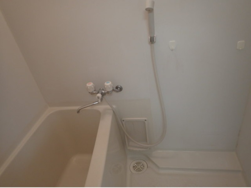 バス・シャワールーム　図面と現状に相違がある場合には現状を優先