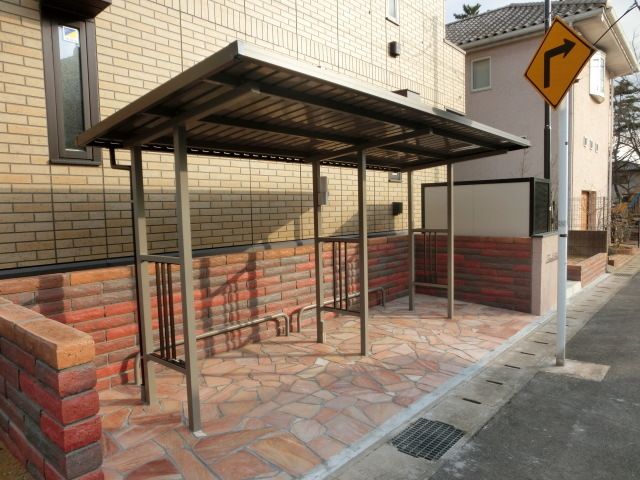 その他共有部分　屋根付き駐輪場