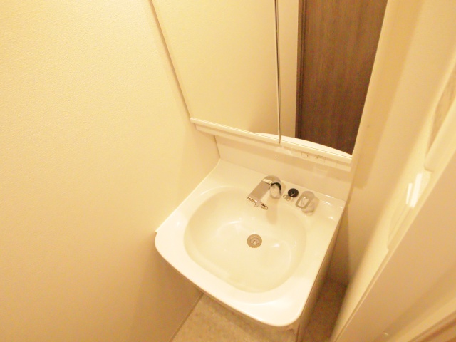 洗面設備　※別室の参考写真の為、現況優先です。