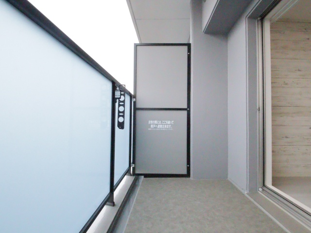 バルコニー　※別室の参考写真の為、現況優先です。