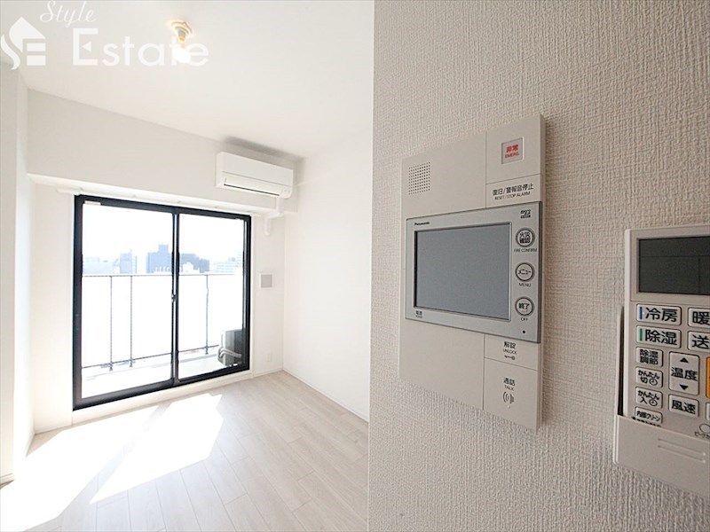 セキュリティ　モニター付きインターホン