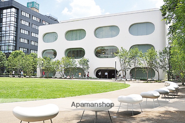 図書館　武蔵野プレイス（図書館）まで184m