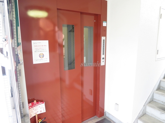 その他共有部分　エレベーター完備です☆