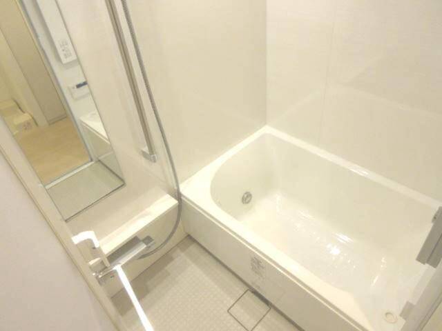 バス・シャワールーム　追い炊き機能付きです