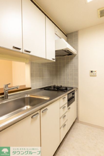 キッチン　※写真は同タイプ住戸です。
