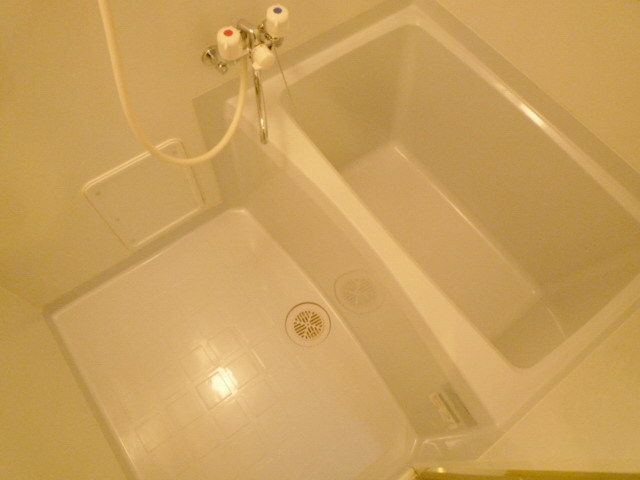 バス・シャワールーム　弊社は都内全域の物件をご紹介可能です！