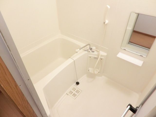 バス・シャワールーム　お風呂で毎日の疲れもスッキリ♪