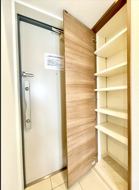 玄関　ベルシード王子　北区王子2