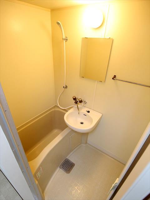 バス・シャワールーム　松山市緑町　エクセル緑町　浴室