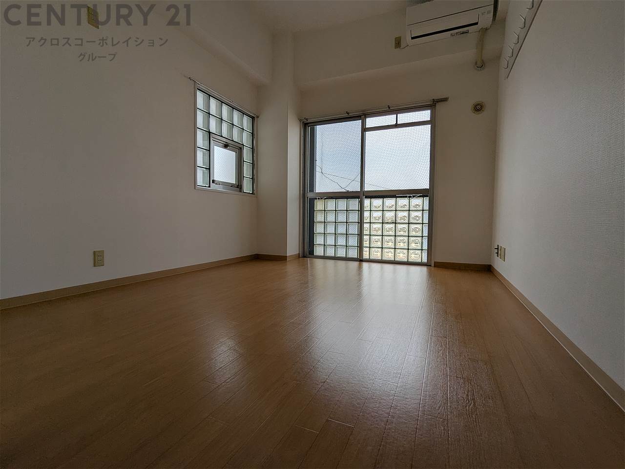 居室・リビング　エアコン付きで初期費用を抑えられます☆