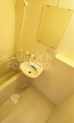 洗面設備　忙しい朝には欠かせない洗面所です