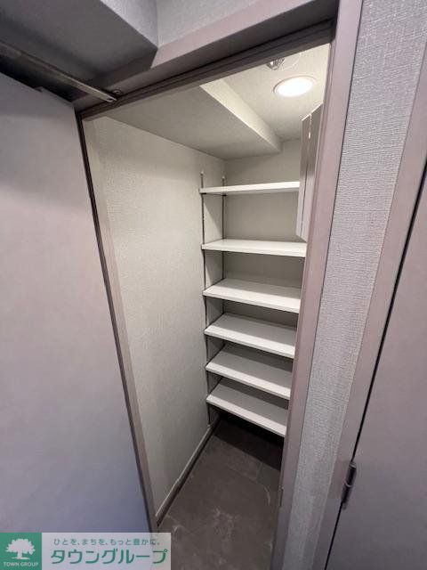 収納　バス