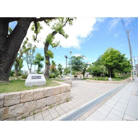 公園　真田山公園（公園）まで718m