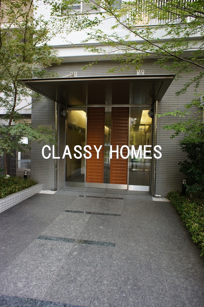 エントランス　2003年竣工　サンフル芝浦キャナルオーパス：エントランス