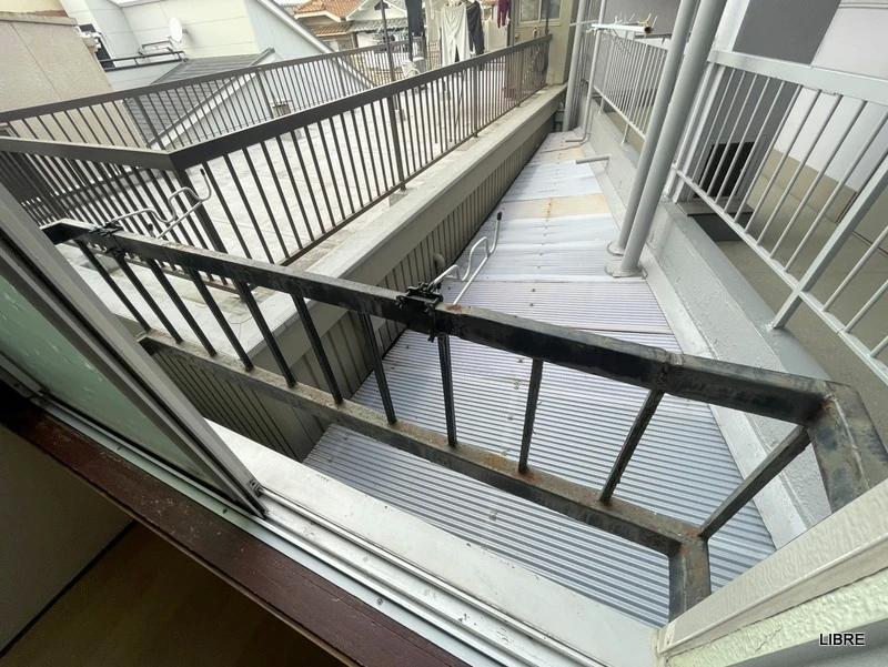 バルコニー　洗濯物が干せます！