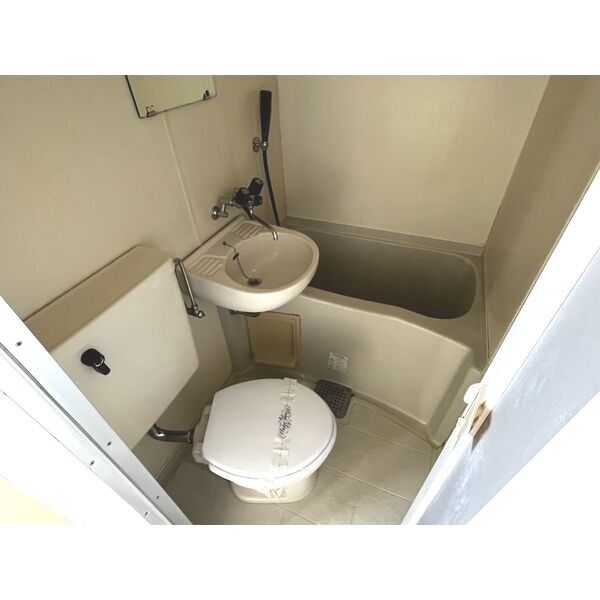 バス・シャワールーム