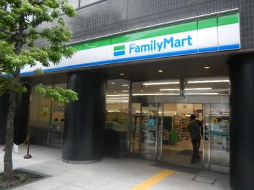 コンビニ　ファミリーマート ファミマ恵比寿ガーデンプレイス店（コンビニ）まで2415m