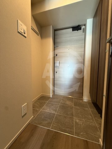 玄関　ザ・パークハビオ谷町六丁目テラス　玄関