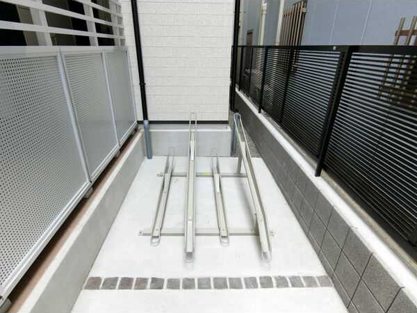 ロビー　リブリ・アベリア