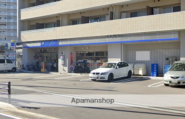 コンビニ　ローソン（コンビニ）まで302m