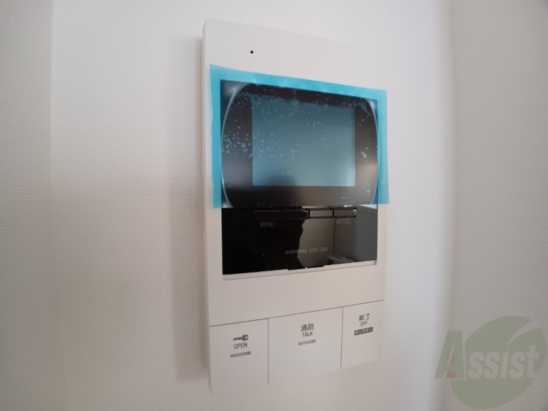 セキュリティ　ＴＶモニター付インターホンです。来客者の顔が見えるので安心！